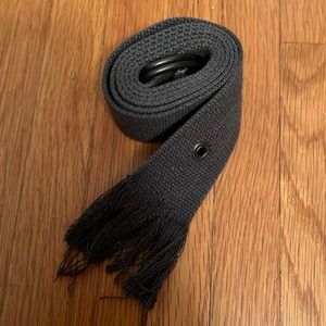 ✅ VINTAGE Classic Cargo Distressed Fringed Woven Cloth Belt Gray 44” End to End